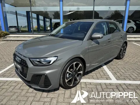 Audi A1 Sportback 30 TFSI S-Line | Autom. | LED | App-Conn. | ACC | Camera | LMV 18" | 1e eig. | Moo