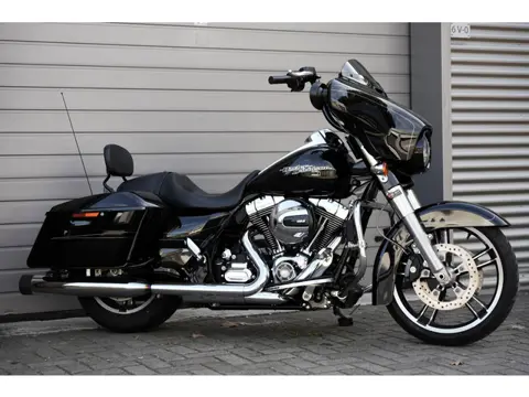 Harley Davidson FLHXS Street Glide Special 5HD Navigatie 7.000 dkm FLHX Streetglide