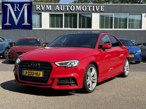 Audi A3 Limousine 35 TFSI CoD Advance Sport S-LINE BINNEN + BUITEN| PANO| STOELVERWARMING| LED| 2E E
