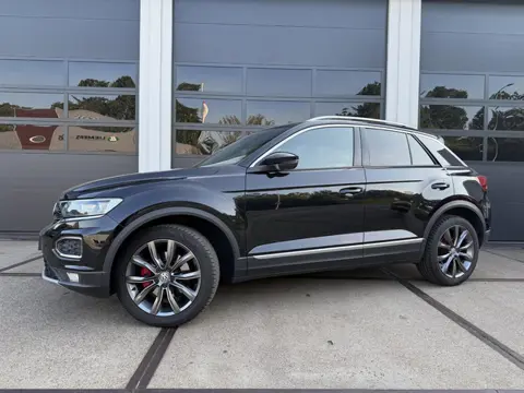 Volkswagen T-Roc 1.5 TSI Sport | Panoramadak | Navigatie | Camera | Adaptive Cruise control |