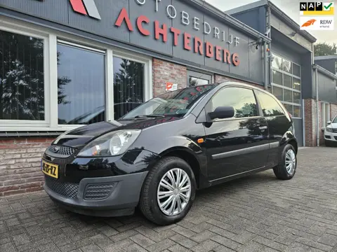 Ford Fiesta 1.3-8V Cool & Sound Airco! Lage Kilometerstand/NAP! Leuke Auto!