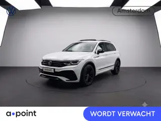 Volkswagen Tiguan 1.4 TSI eHybrid R-Line Business 245 pk Automaat (DSG) | Navigatie | Panoramadak | 