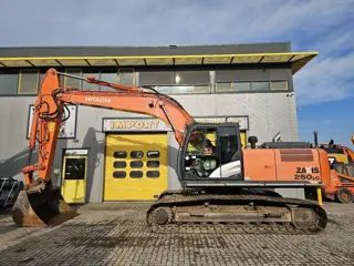 Hitachi ZX250LC-5B WE1781