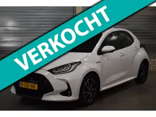Toyota Yaris 1.5 Hybrid Business Plus + Navigatie|Bluetooth|Camera|Parkeersensoren|Cruise Control|Tr
