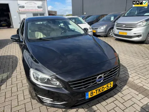 Volvo V60 2.4 D6 AWD Plug-In Hybrid Summum