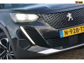 Peugeot 2008 1.2 PureTech Allure | Noir Perla Nera | AppleCarplay/Camera/LED/Navi/Half-leder - Chiqu