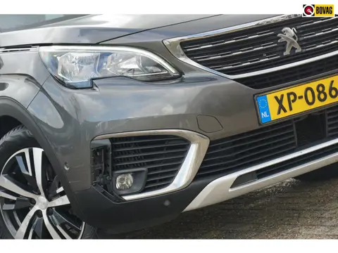 Peugeot 5008 1.2 PureTech Allure AUT | Gris Platinium | Carplay/Stoelverwarming/Cruise/Camera - Keur