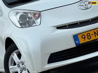 Toyota IQ 1.0 VVTi Comfort Automaat - Pearl White - 59dkm - Nieuwstaat