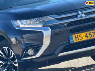 Mitsubishi Outlander 2.0 PHEV NW MODEL Executive Edition - Black Pearl - Camera/Keyless/Seatheat - T
