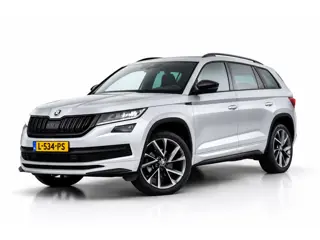 Skoda Kodiaq 1.5 TSI Sportline Business 7p. | TREKHAAK | CANTON | CAMERA | NAP | DEALER ONDERHOUDEN 