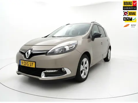 Renault Scénic 1.2 TCe Bose|Gereviseerde motor|Camera|Trekhaak|Cruise|Airco|Nap