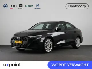 Audi A3 Limousine 35 TFSI Business edition 150 pk S-tronic | Navigatie | Parkeersensoren achter | Cr