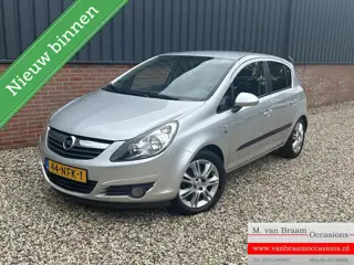 Opel Corsa 1.2-16V '111' Edition 5-Drs