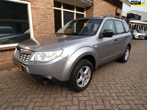 Subaru Forester 2.0 X Intro