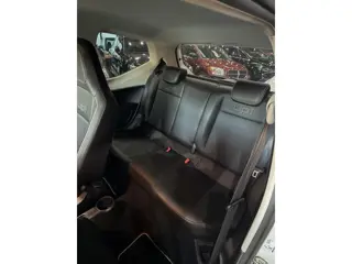 Foto 15 van Volkswagen Up! 1.0 move up! LEER,STOELVERWARMING,