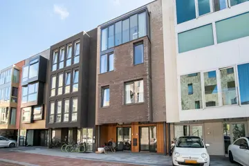 Woning aan de John Blankensteinstraat te Amsterdam
