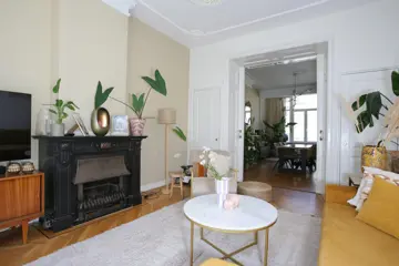 Woning aan de Kanaalweg te Den Haag