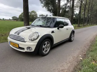 MINI 3-deurs 1.4 One (bj 2008)