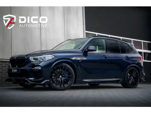 BMW X5 xDrive45e 394 pk High Executive M-Sport /Pano-Dak /Night Vision /Laser /HUD /H&K /360° Camera