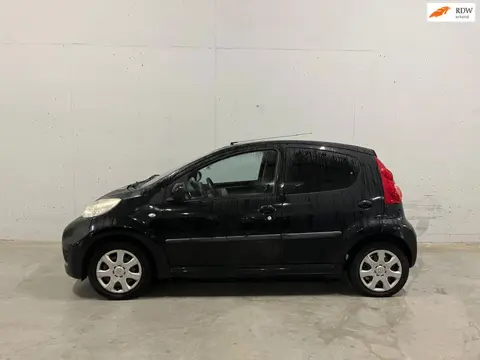 Peugeot 107 1.0-12V Sublime 5drs. Airco APK NAP