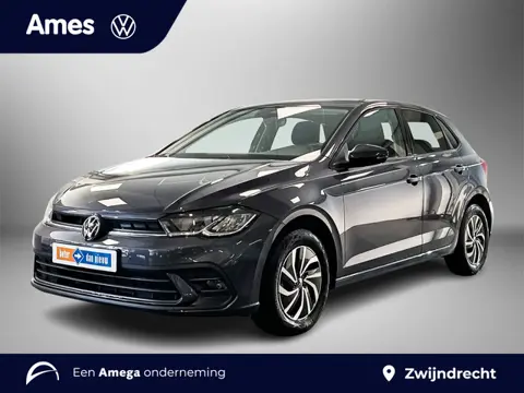 Volkswagen Polo 1.0 95pk TSI Life Edition Achteruitrijcamera (Rear View) | Parkeersensoren voor en a