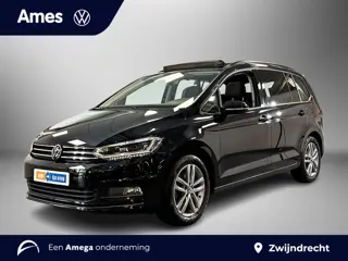 Volkswagen Touran 1.5 TSI 150pk Highline 7p Panoramaschuif-kanteldak | 17inch |  Voorstoelen verwarm