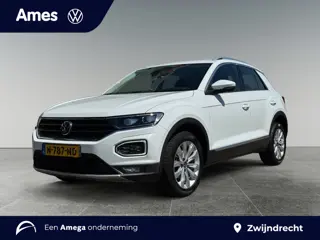 Volkswagen T-Roc 1.5 150pk TSI Sport Winterpakket | Navigatie 'Discover Media' | Achteruitrijcamera 