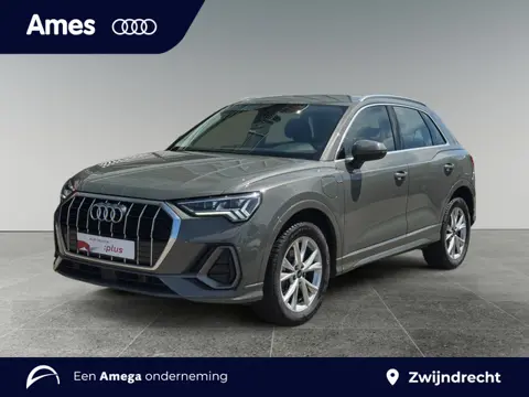 Audi Q3 45 245pk TFSI e S edition MMI navigatie plus | Adaptive cruise control | Parkeerhulp plus