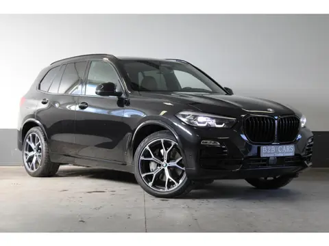 BMW X5 xDrive45e Sport | Luchtvering | Shadow-line | Lederen bekleding - 21" Lmv