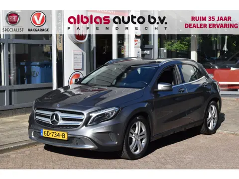 Mercedes-Benz GLA-klasse 200 Ambition|Lage km|Sportstoelen|18"