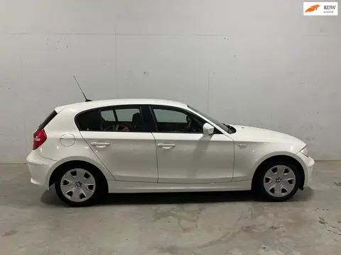 BMW 1-serie 116i Business Line 5drs. Clima APK NAP