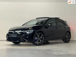 Volkswagen Golf 2.0 TSI R 4Motion | AKRAPOVIC | PANO | LEDER | IQ LIGHTS | MEMORY