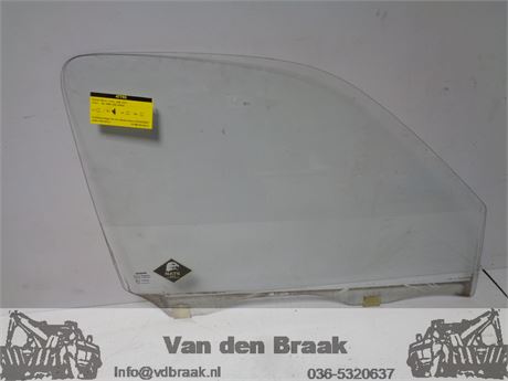 Nissan Micra 5 deurs 1992-2003 Portierraam rechtsvoor