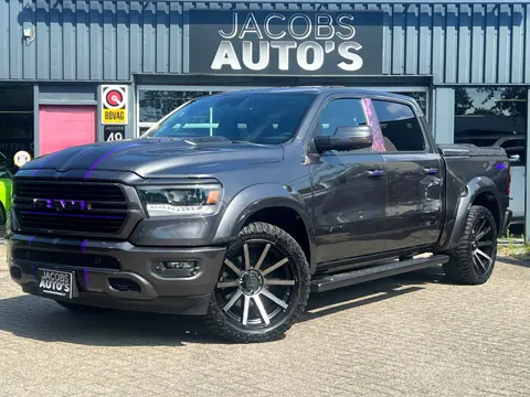 Dodge Ram 1500 5.7 V8 4x4 Crew Cab Sport wide body