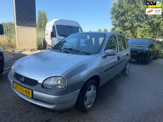Opel Corsa 1.2i-16V 5 drs Automaat