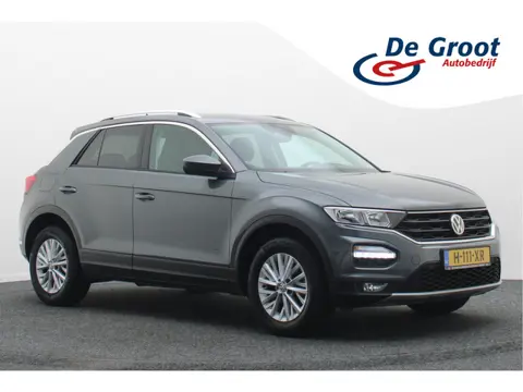 Volkswagen T-Roc 1.0 TSI Style Eerste Eigenaar, ACC, Apple Carplay, Climate, PDC, LED, Trekhaak, 16'