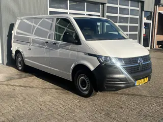 Volkswagen Transporter 2.0 TDI L2H1 Sortimo Kastinrichting Trekhaak 2200kg trekgewicht Airco Cruise 