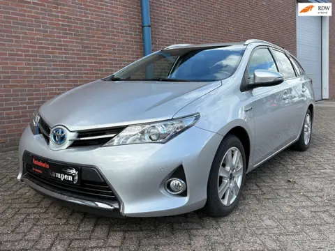 Toyota Auris Touring Sports 1.8 Hybrid