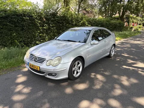 Mercedes-Benz C-Klasse Sportcoupe 160 (bj 2005)