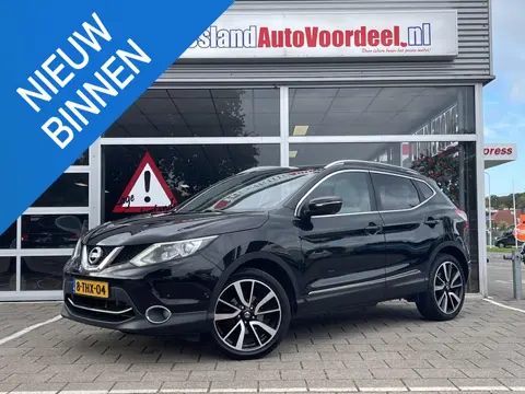 Nissan Qashqai 1.2 Premier Limited Edition / 360 Camera / Pano / Half leder / Vol optie's / 2014