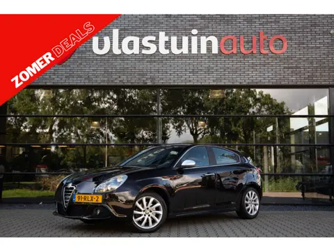 Alfa Romeo Giulietta 1.4 T Distinctive , Leer, Navigatie, Cruise control, Stoelverwarming,