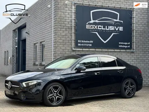Mercedes-Benz A-klasse 180 Business Solution AMG CAMERA|SFEERVERLICHTING|360PDC|