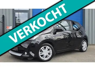 Toyota Aygo 1.0 VVT-i x-play 5Drs AUTOMAAT Cabrio top Airco veel opties!
