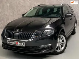 Skoda Octavia Combi 1.5 TSI Greentech Style /Stoelverwarming /Trekhaak /Parkeersensoren
