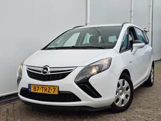 Opel Zafira Tourer 1.4 Business Edition bj 2012 Navi Trekhaak Nette Auto!