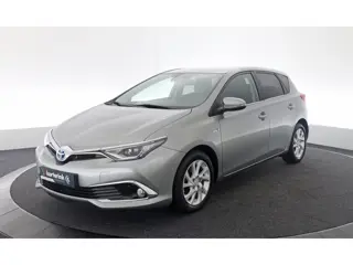 Toyota Auris 1.8 Hybrid Executive (bj 2018, automaat)