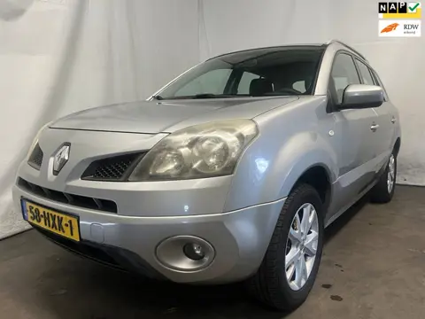Renault Koleos 2.5 Dynamique - Achter Schade