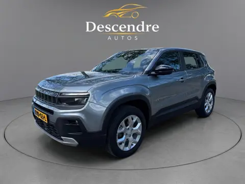 Jeep Avenger 1.2 e-Hybrid Altitude led, jbl, keyless,
