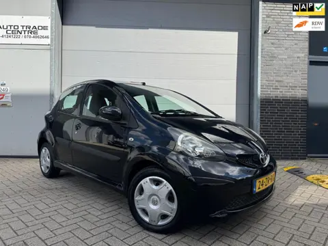 Toyota Aygo 1.0-12V + [AUT | Elek. pakket | Nette auto | Volledig OH]