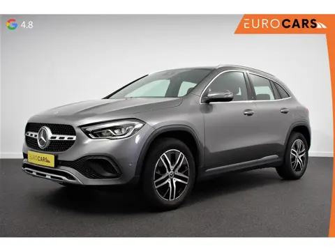 Mercedes-Benz GLA-klasse 200 Progressive Automaat  Navigatie Climate control Cruise Control LED Elek
